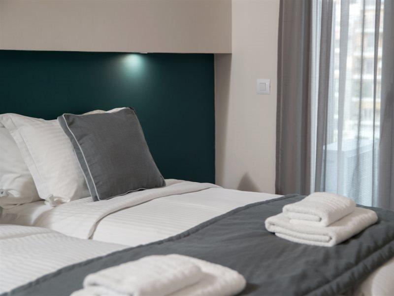 Hotel The Convo Athens Riviera Extérieur photo
