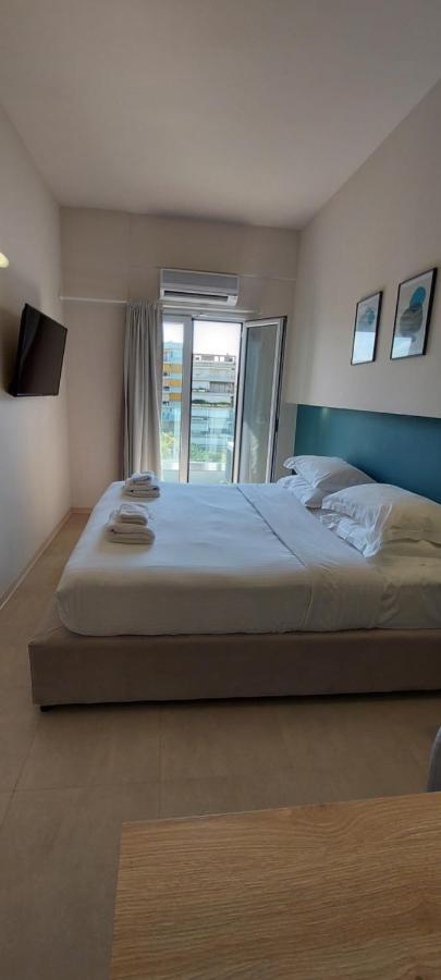 Hotel The Convo Athens Riviera Extérieur photo